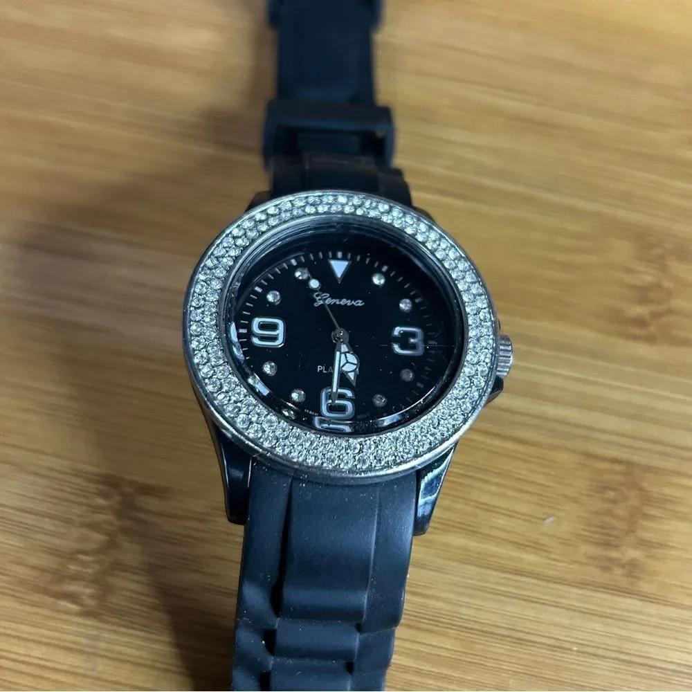 Luxury Black Smartwatch with Silver Accents